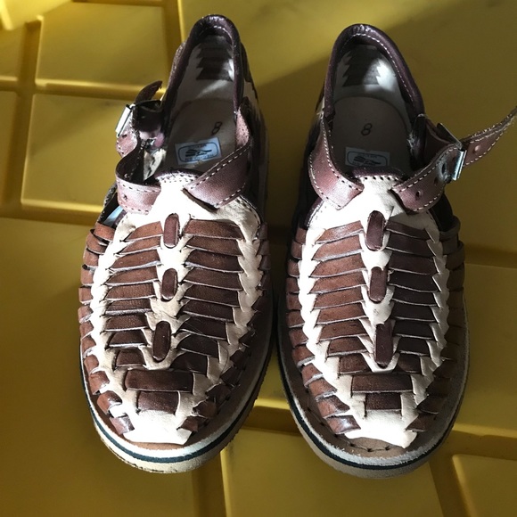 Huarache cerrado café con natural - Picture 2 of 7